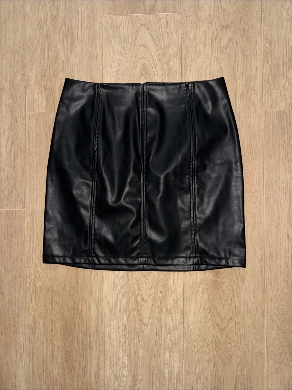 Black Faux Leather‎ Mini Skirt